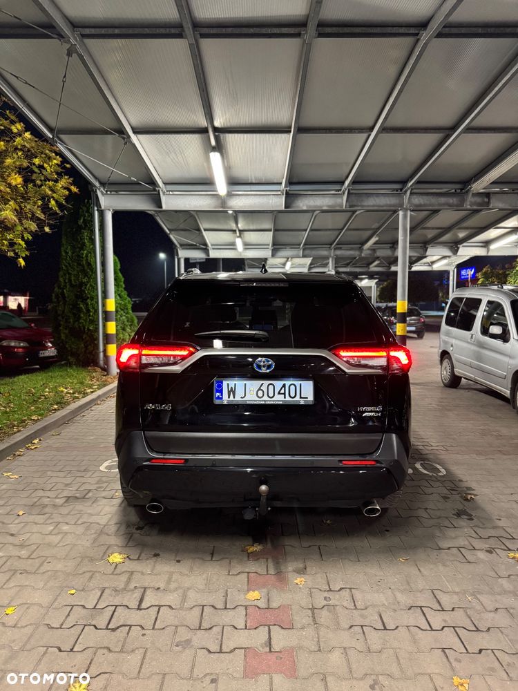 Toyota RAV4 - 4