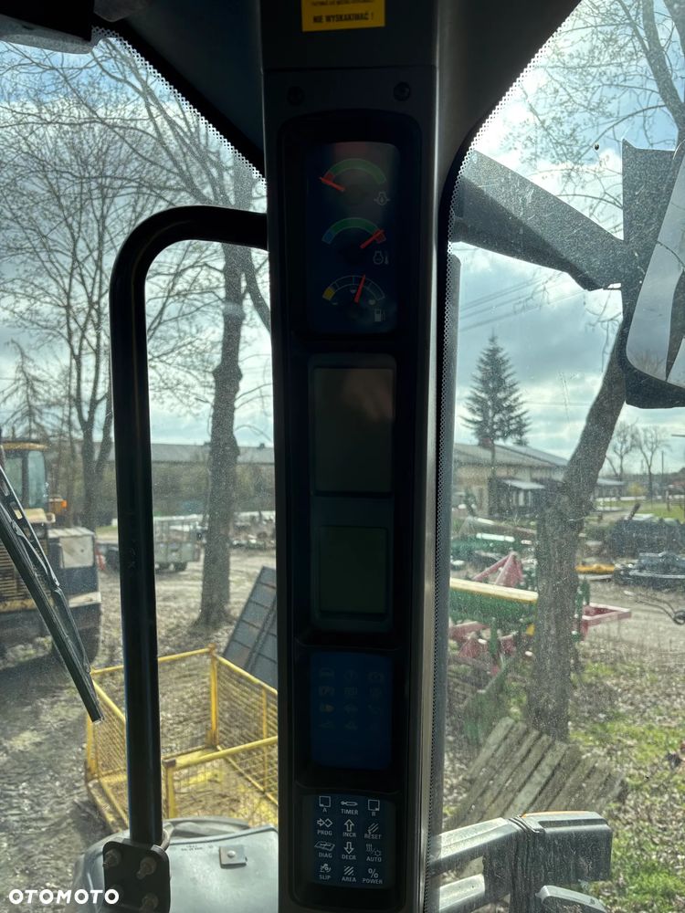 New Holland TG285 - 11