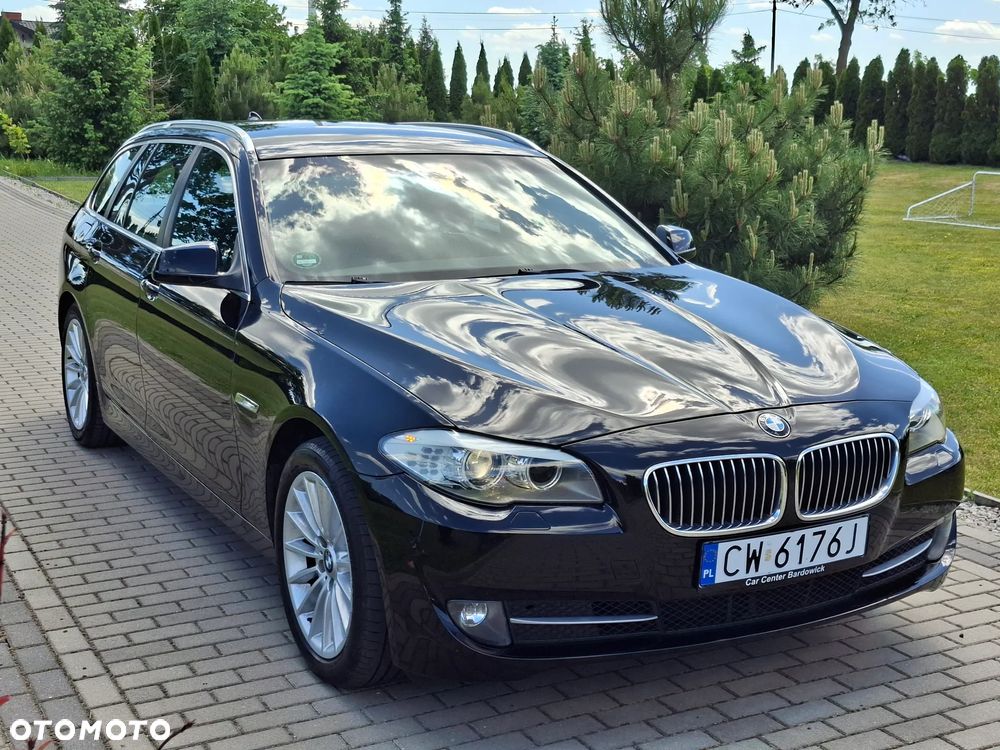 BMW Seria 5 528i - 31