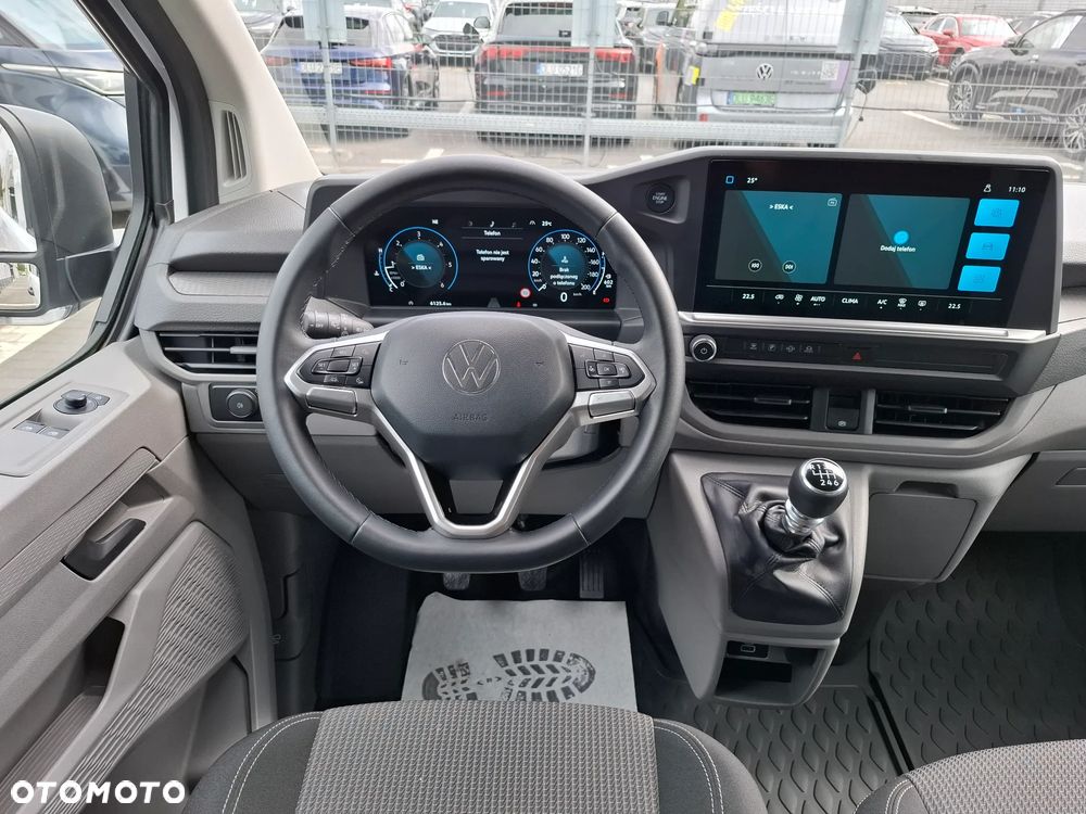 Volkswagen Caravelle - 16