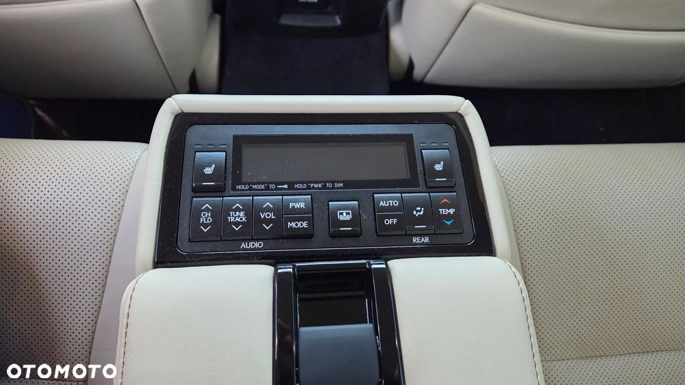 Lexus GS 450h Luxury Line - 34