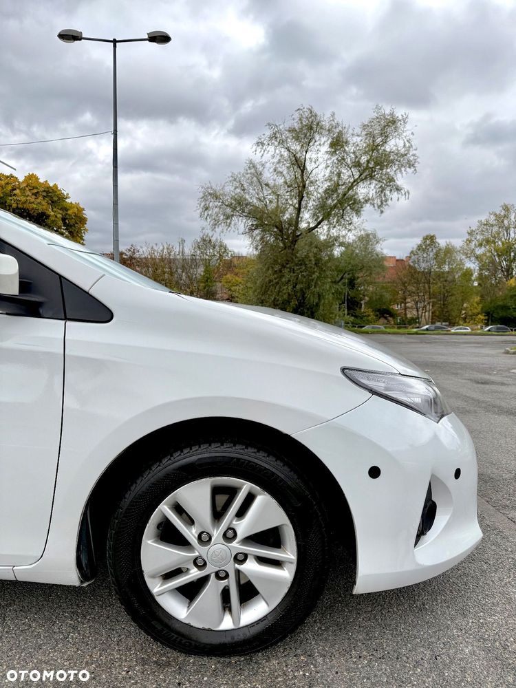 Toyota Auris 1.8 HSD Luna - 9