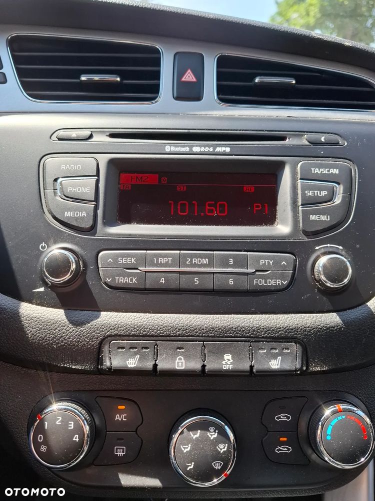 Kia Ceed 1.6 GDI L - 15