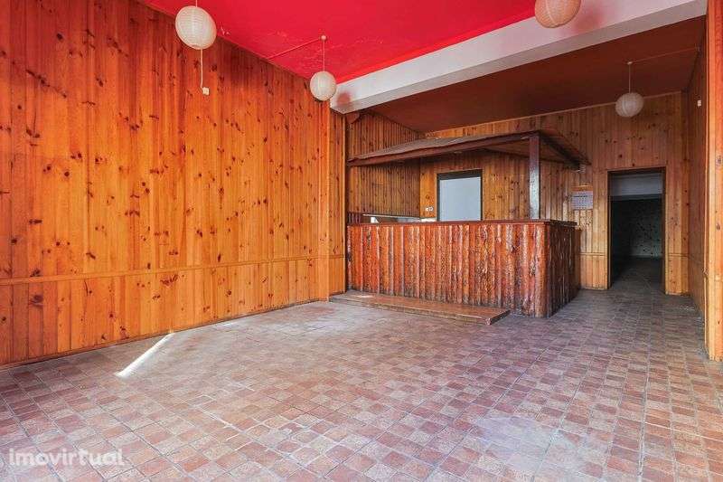 Moradia S. Martinho dos Bispo- Investimento - Grande imagem: 5/10