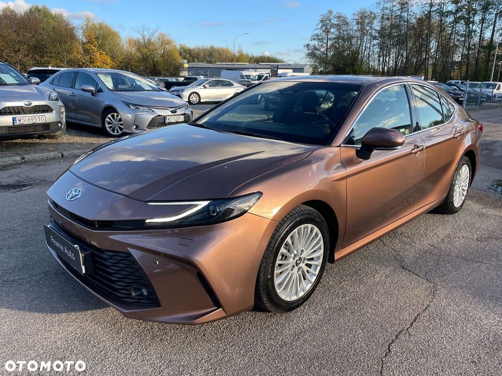 Toyota Camry - 9