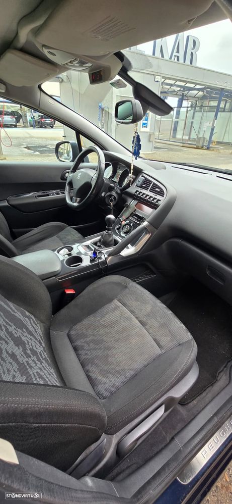 Peugeot 3008 1.6 HDi Sport - 8