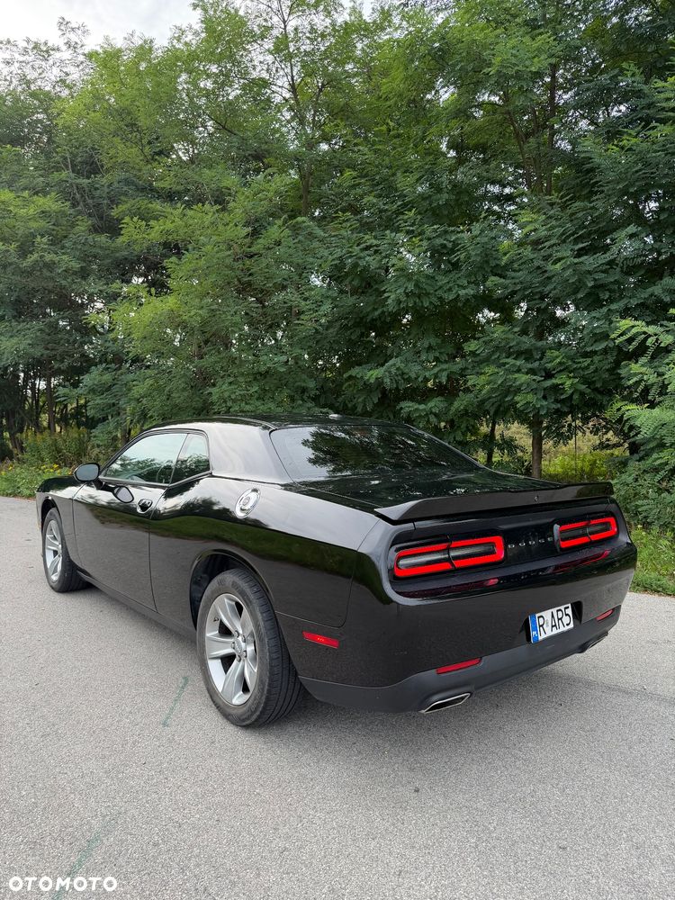 Dodge Challenger 3.6 SXT - 2