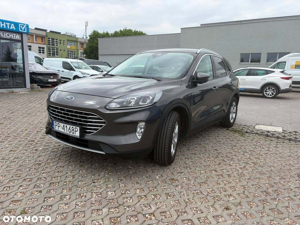 Ford Kuga - 1