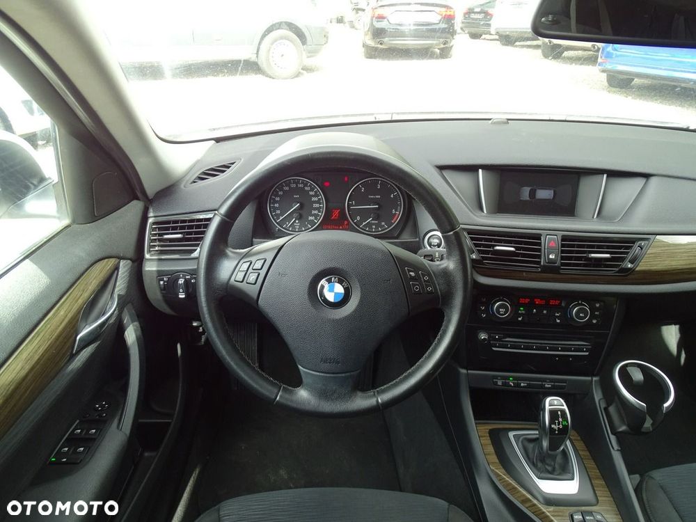 BMW X1 - 13
