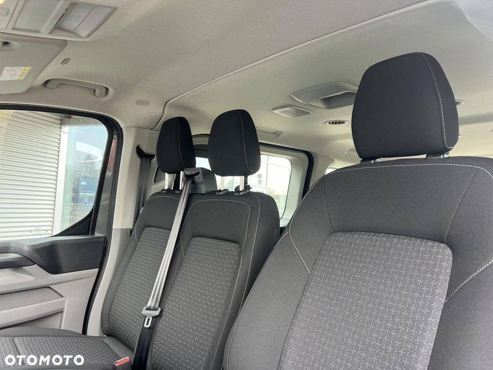 Ford Transit Custom - 11