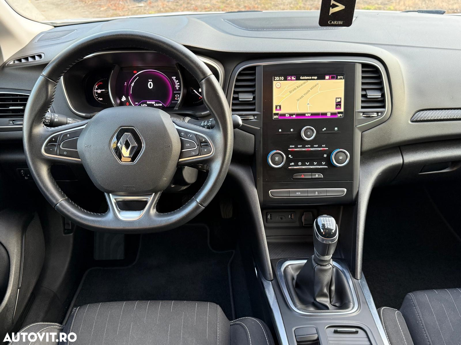 Renault Megane - 5