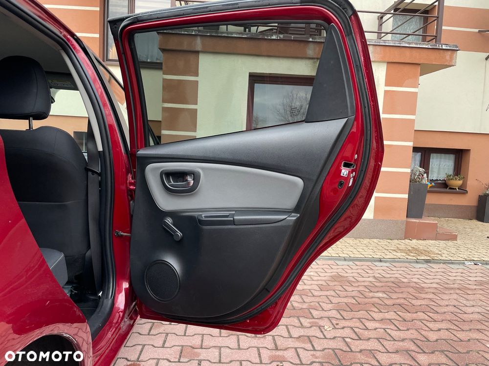 Toyota Yaris 1.5 VVT-i Comfort - 14