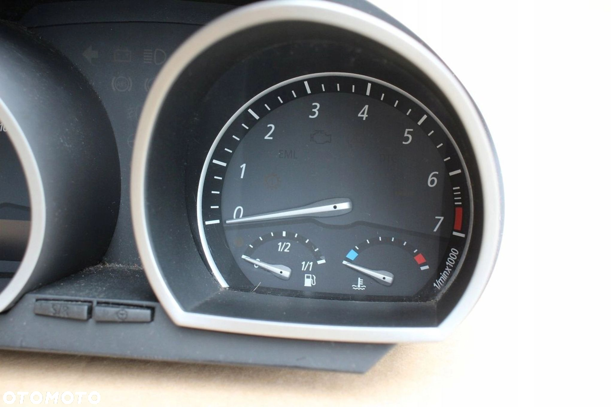 Licznik zegary BMW e85 z4 6957677 benzyna manual UK N46 2.0I - 2