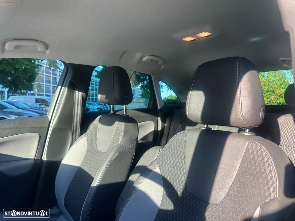 Opel Crossland X 1.2 Innovation - 19