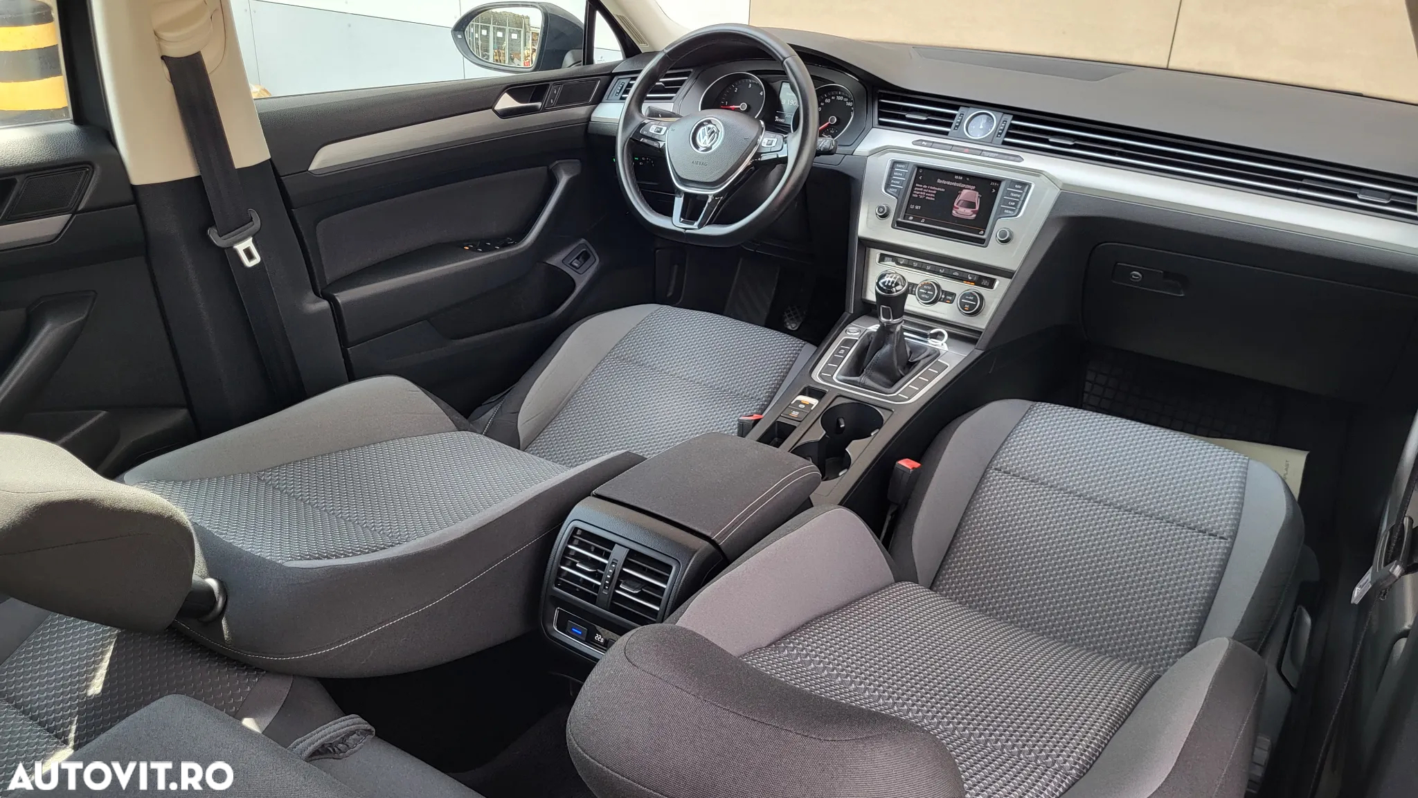 Volkswagen Passat Variant 2.0 TDI (BlueMotion Technology) Comfortline - 7