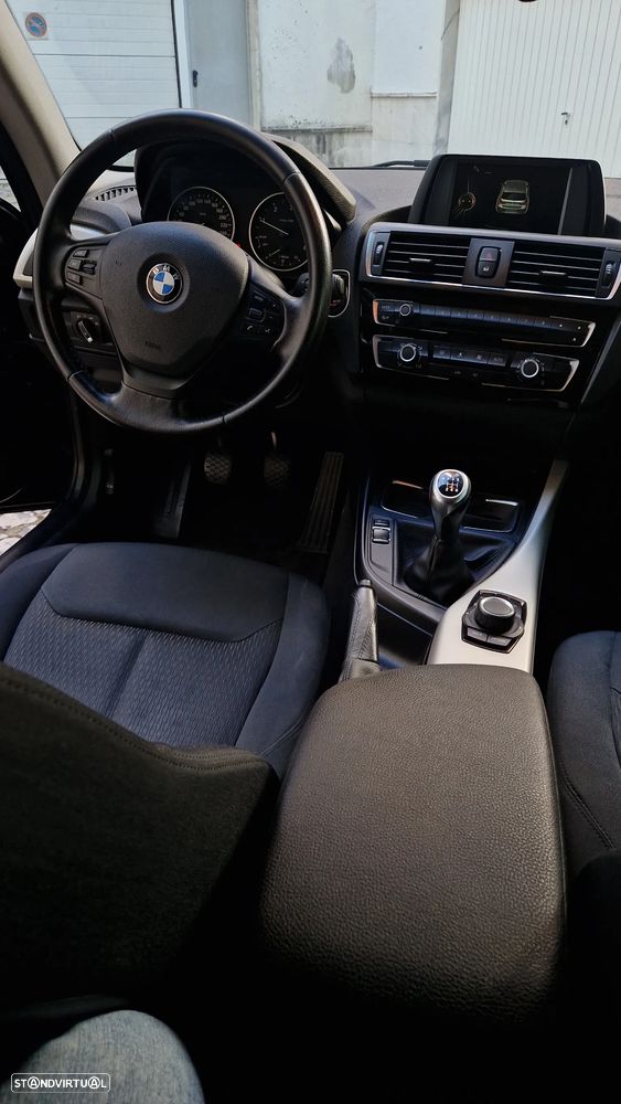 BMW 116 d EfficientDynamics — fotografia 6