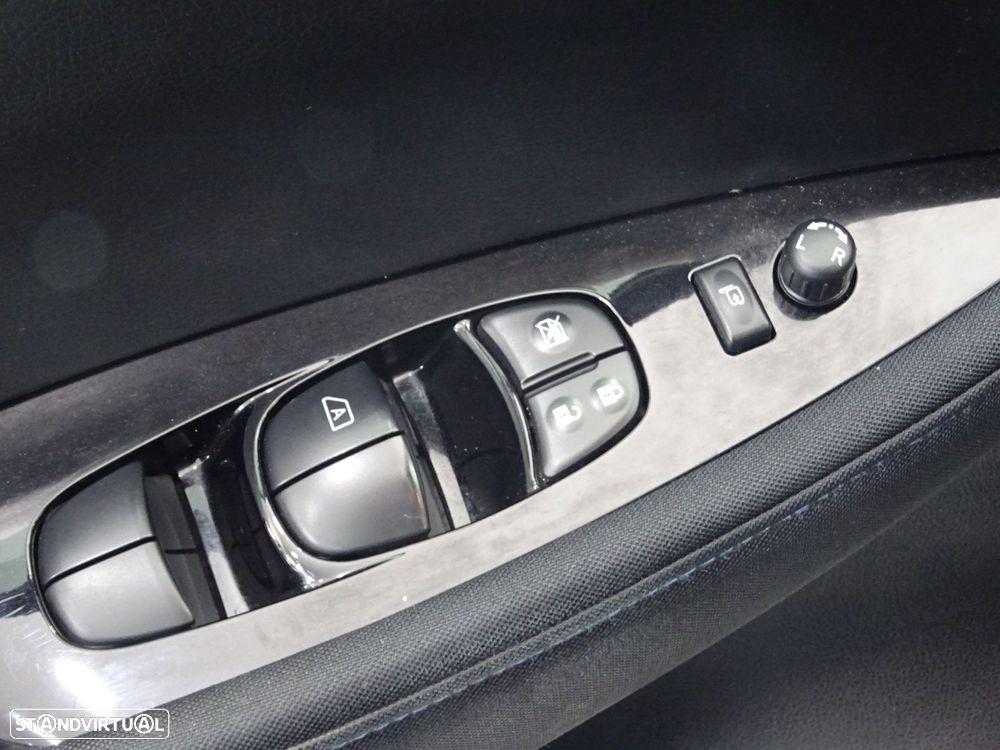 Nissan Leaf N-Connecta - 11