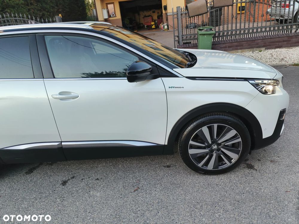Peugeot 3008 1.6 PureTech HYbrid4 GT Line S&S EAT8 - 26