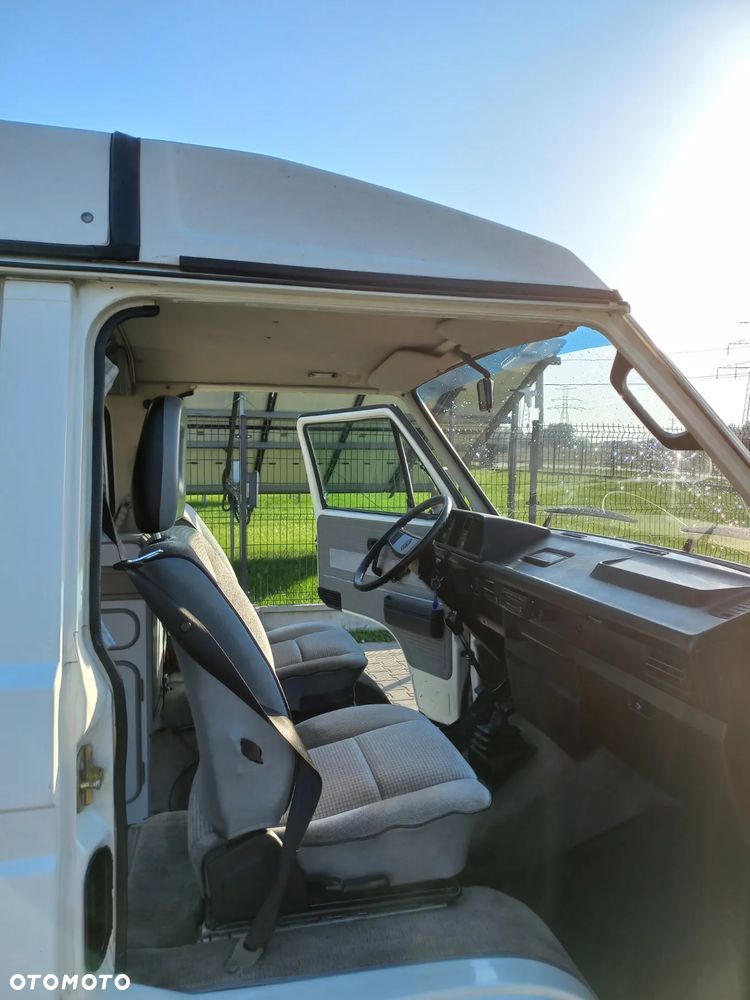 Volkswagen Transporter - 17