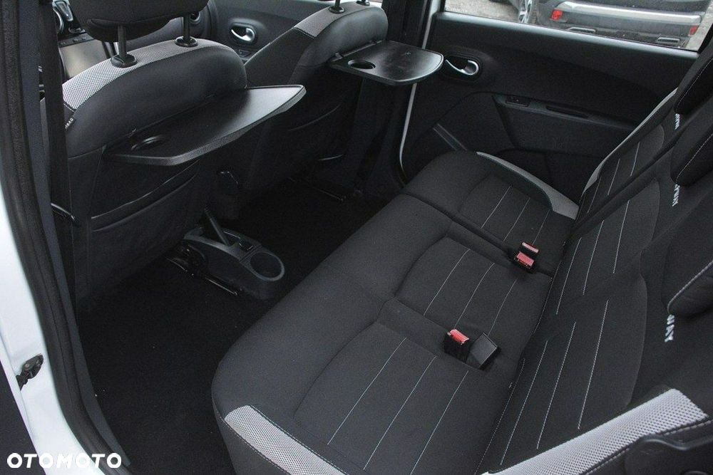 Dacia Lodgy 1.2 TCe Stepway - 30