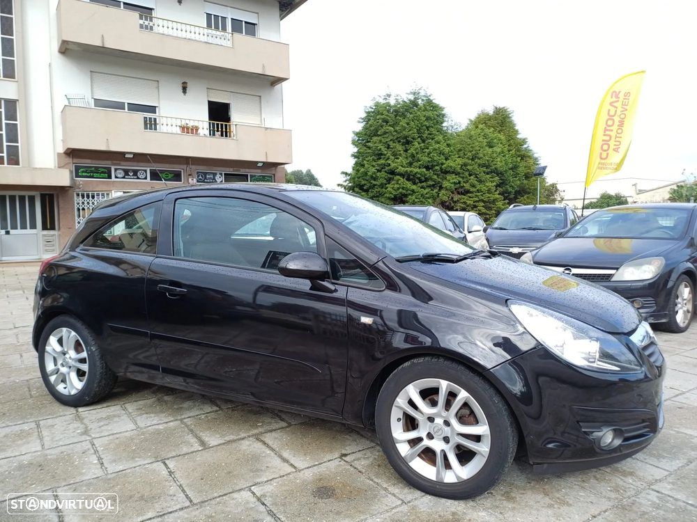 Opel Corsa 1.2 Black Edition - 2