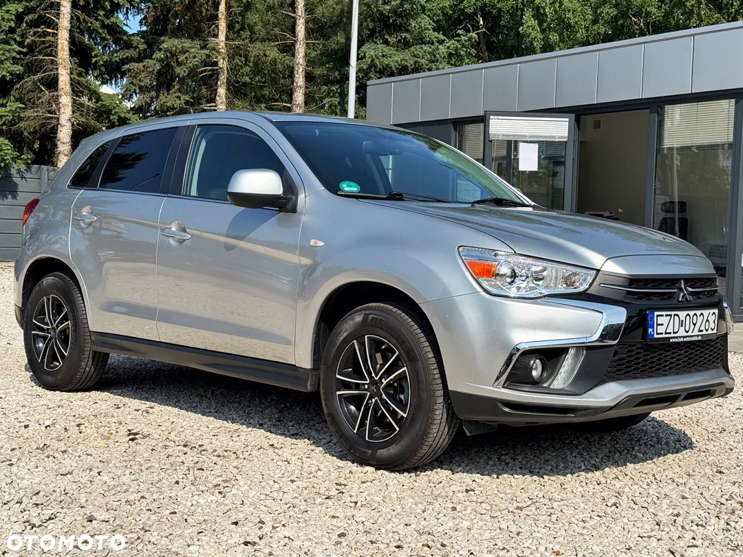 Mitsubishi ASX - 3