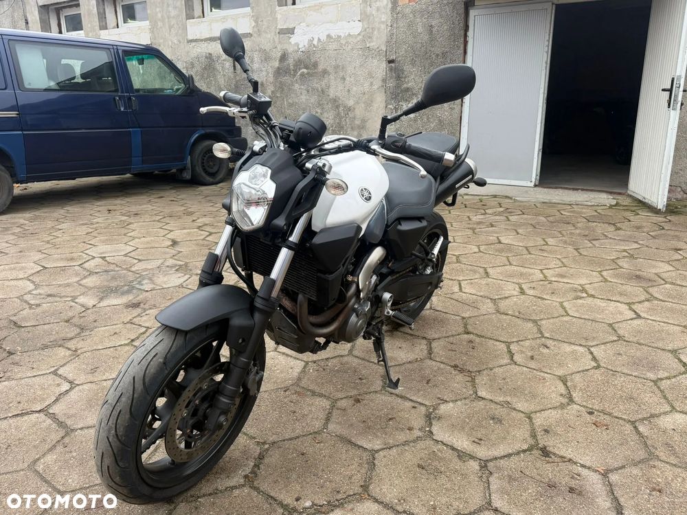 Yamaha MT - 6
