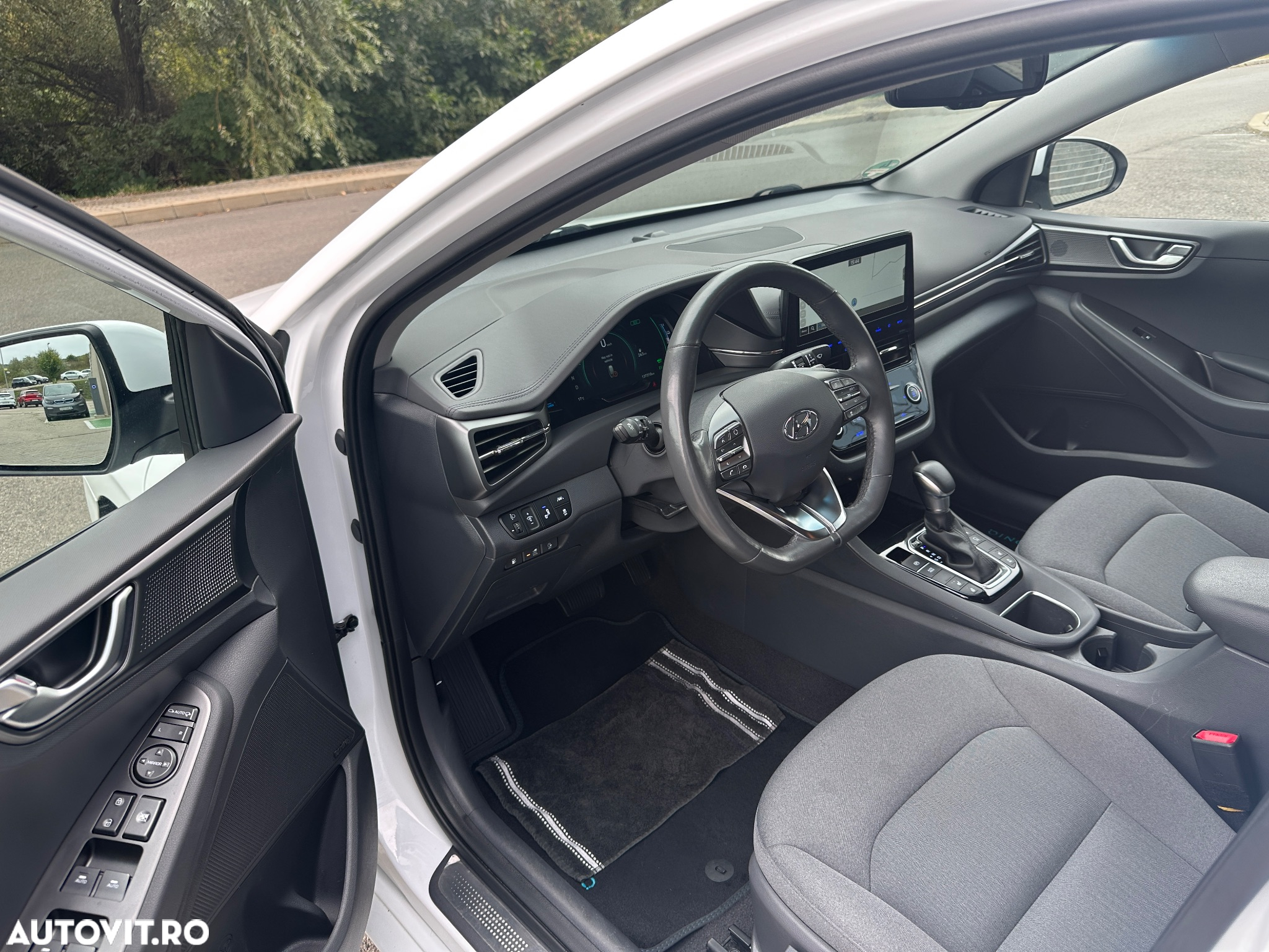 Hyundai IONIQ Plug-in-Hybrid 1.6 GDI Advantage - 5