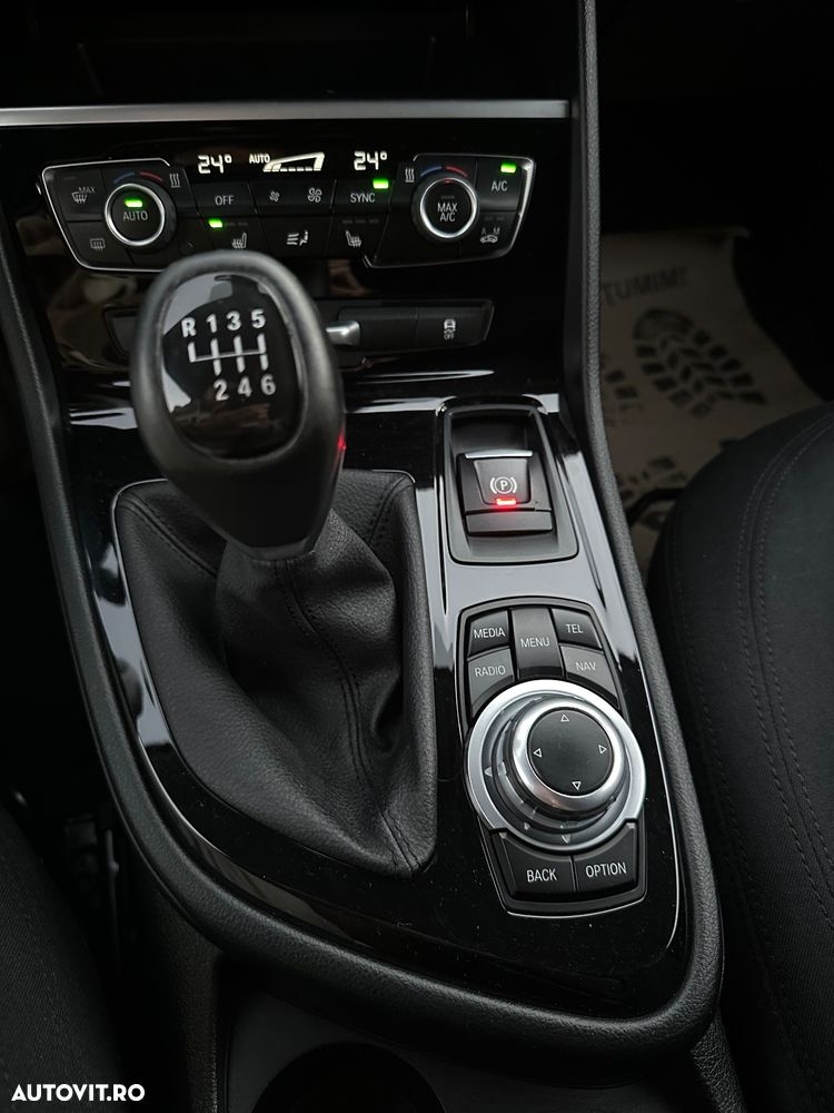 BMW Seria 2 218i Gran Tourer Luxury Line - 19