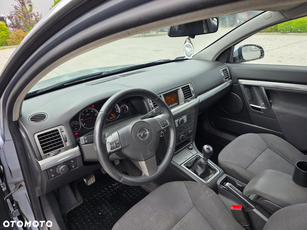 Opel Vectra 1.9 CDTI DPF - 16