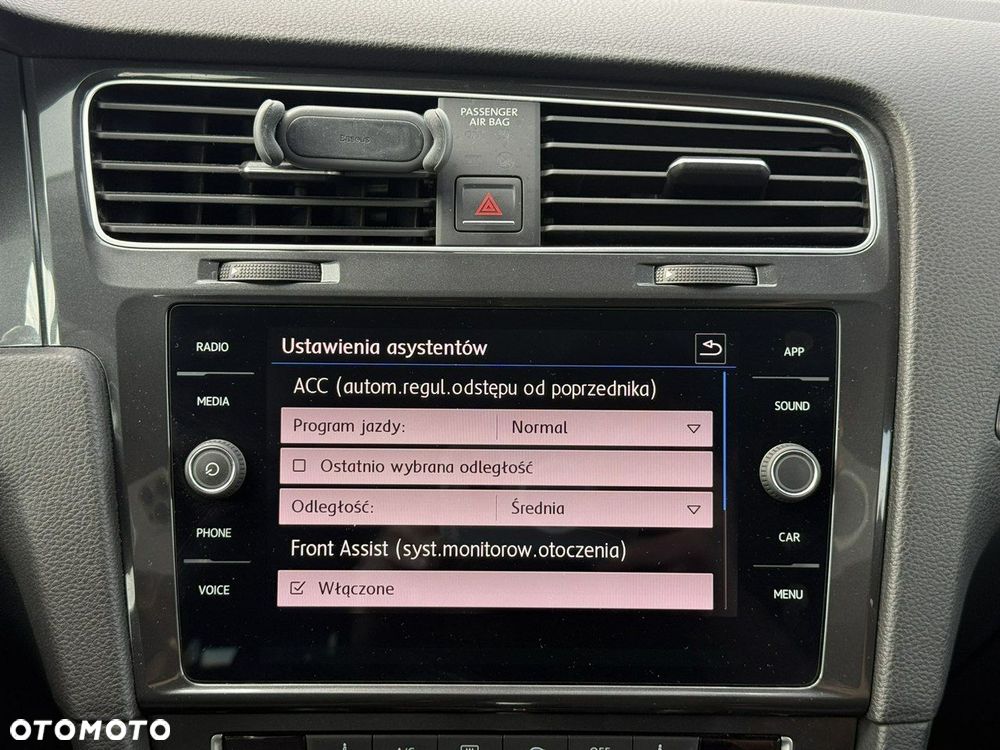 Volkswagen Golf Variant 1.6 TDI BMT Comfortline DSG - 20