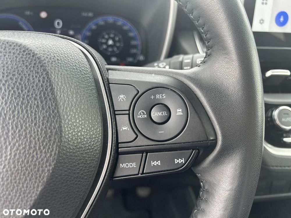 Toyota Corolla Cross - 18