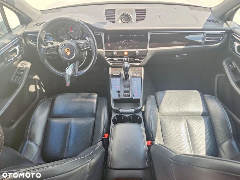 Porsche Macan - 8
