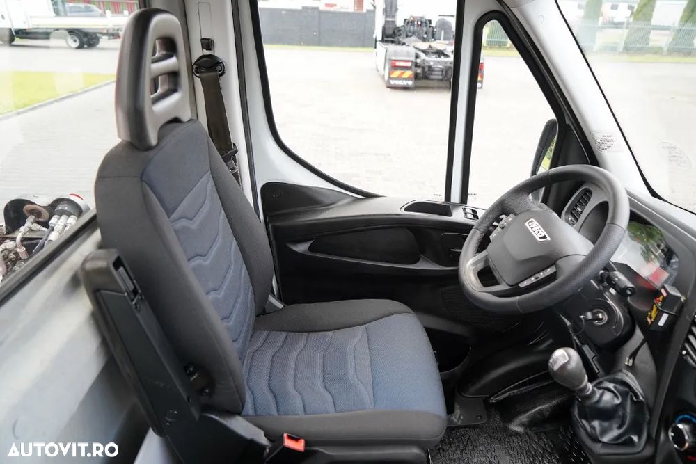 Renault DAILY 35-150 / BASCULATOR + MACARA AUTOCAR FASSI F32A / CAPACITATE DE RIDICARE MAXIMĂ 995 KG / RAZĂ DE ATINGERE 5,5 M / IMPORTAT - 30