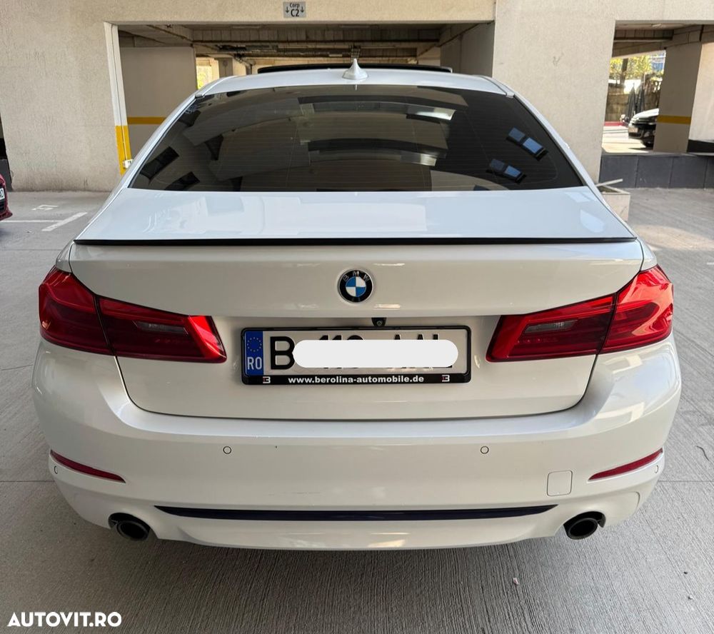 BMW Seria 5 520d AT - 10