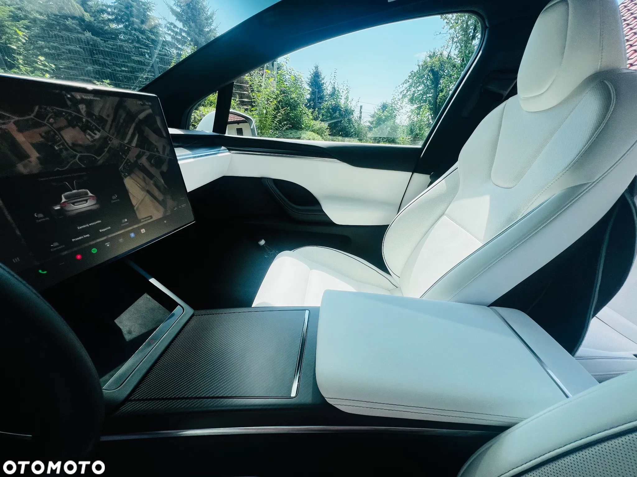 Tesla Model X Plaid - 4