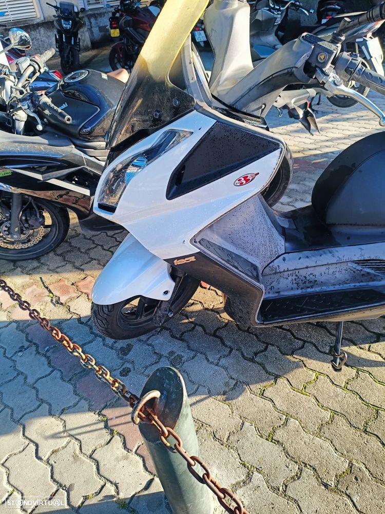 Kymco Downtown Downton - 2