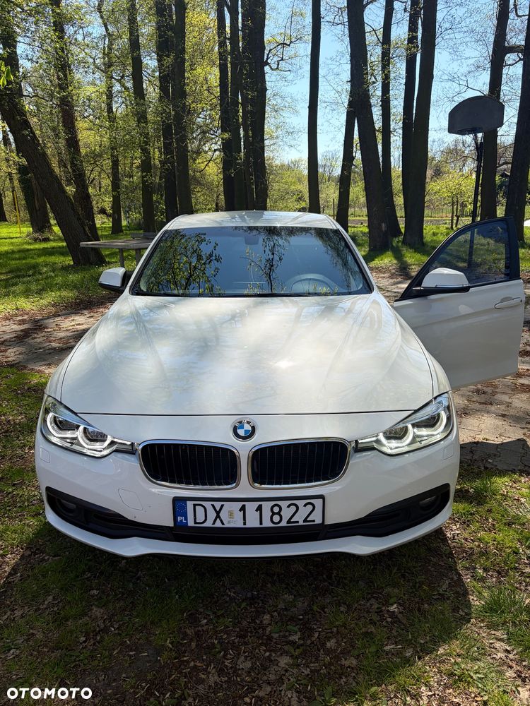 BMW Seria 3 316d - 1