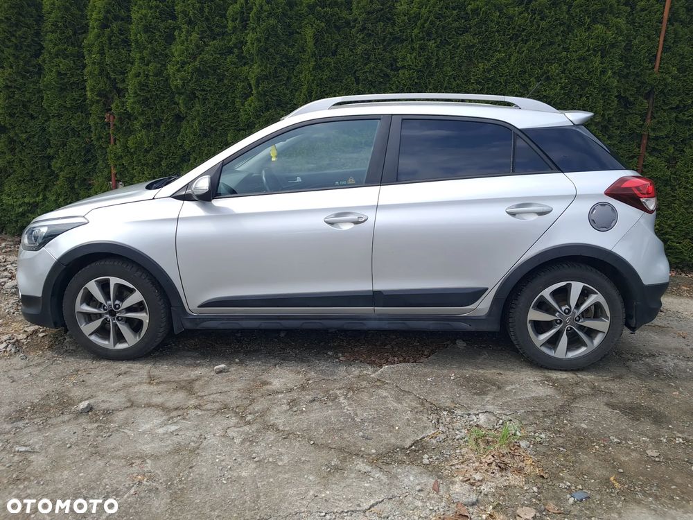 Hyundai i20 - 13