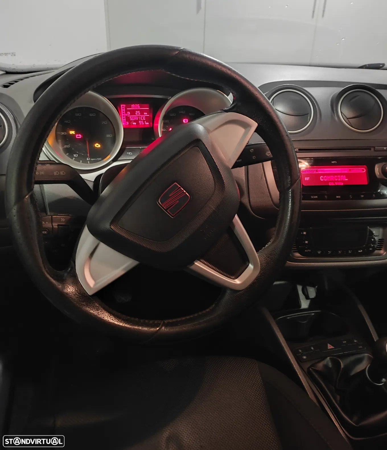 SEAT Ibiza SC 1.4 16V Sport - 14
