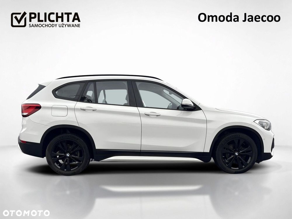 BMW X1 sDrive18i Sport Line - 7