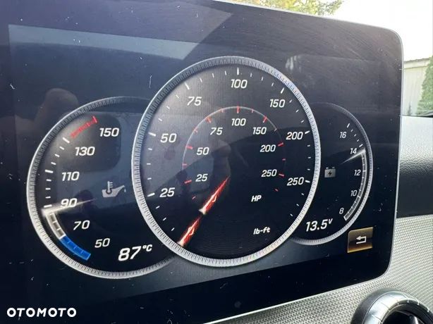 Mercedes-Benz CLA 250 4Matic 7G-DCT AMG Line - 14