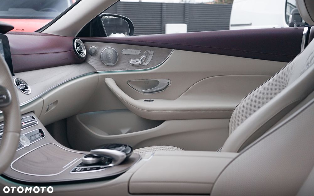 Mercedes-Benz Klasa E - 25