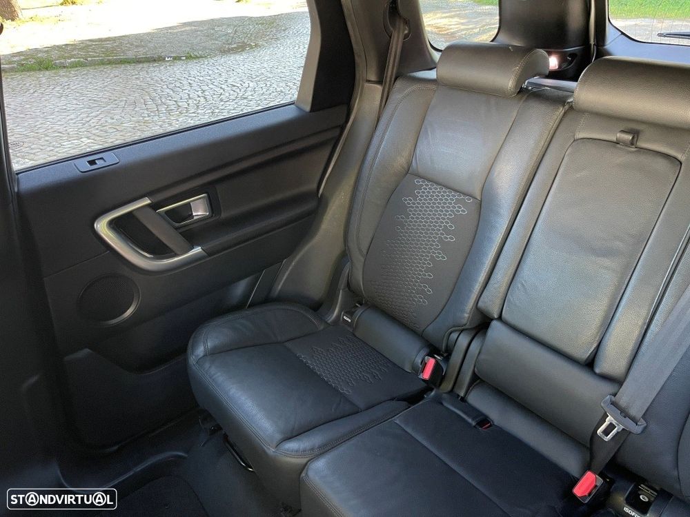 Land Rover Discovery Sport 2.0 TD4 HSE Luxury - 38