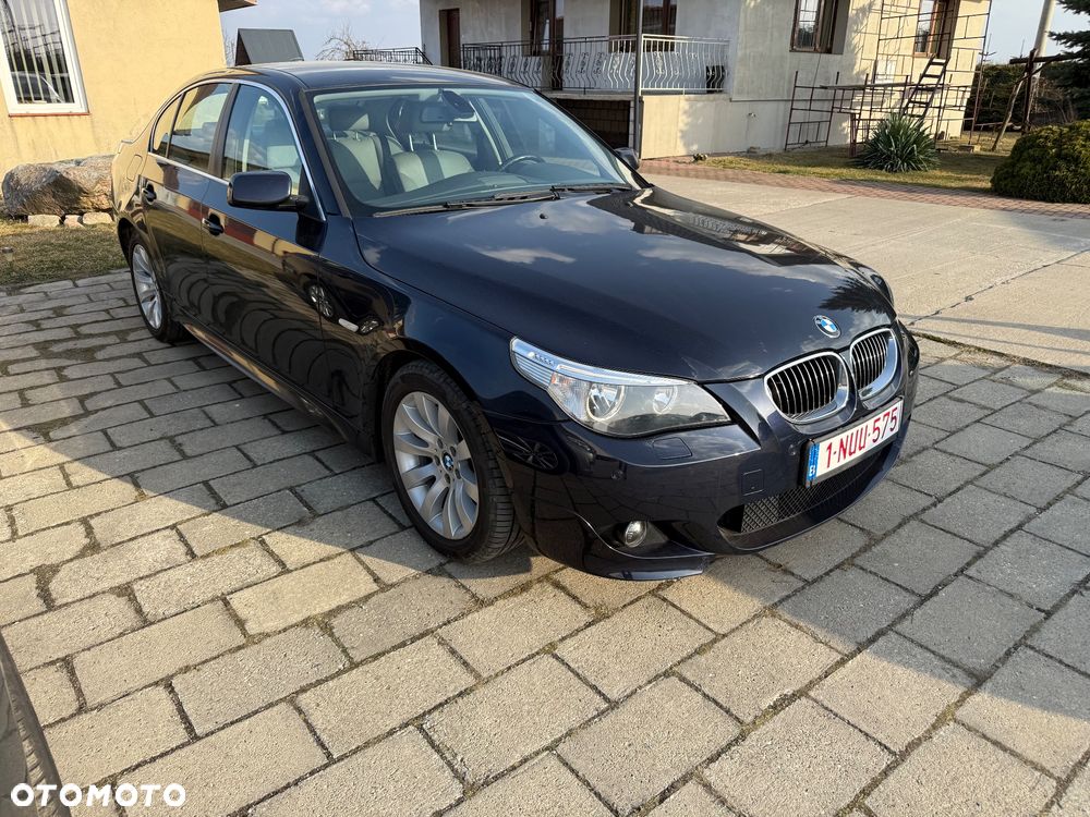 BMW Seria 5 525d - 1