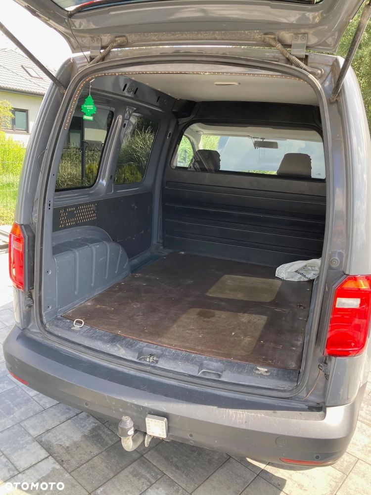 Volkswagen CADDY - 11