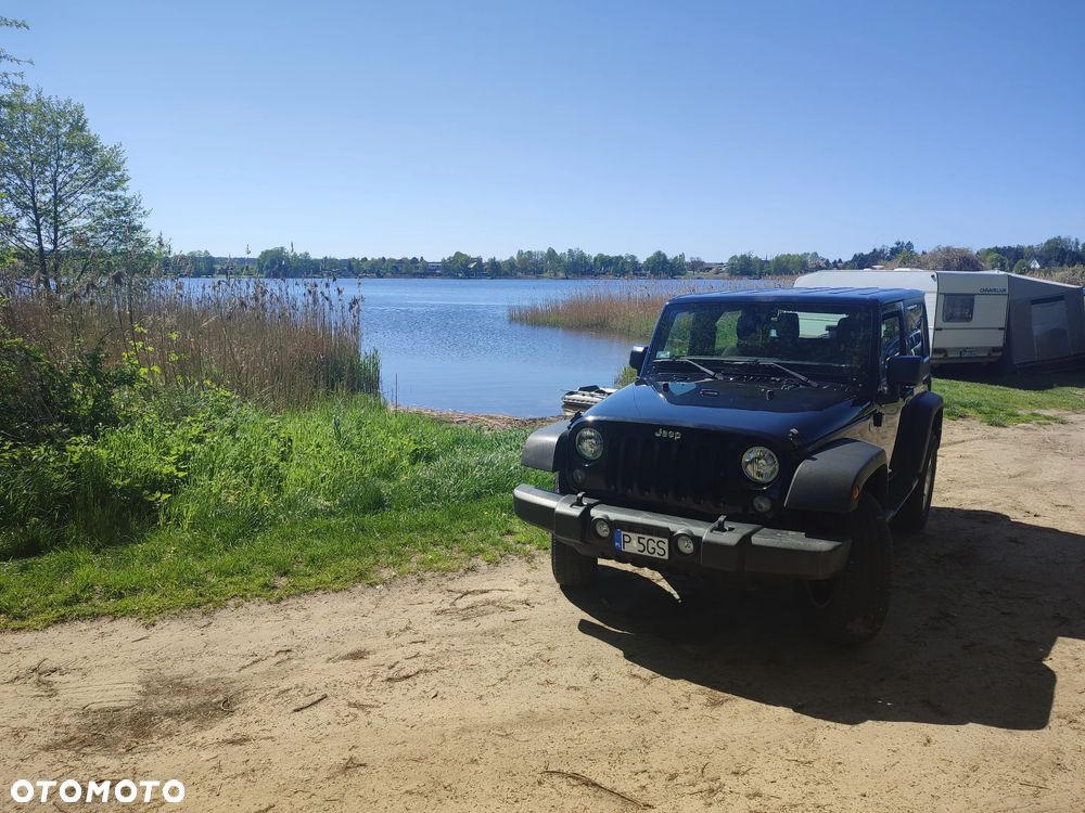 Jeep Wrangler - 24