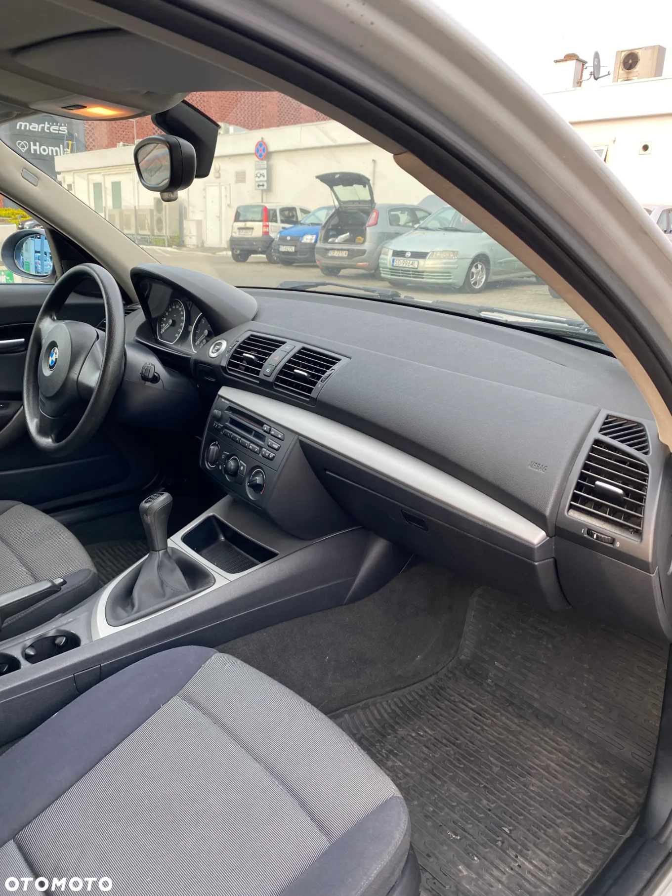 BMW Seria 1 116i - 10