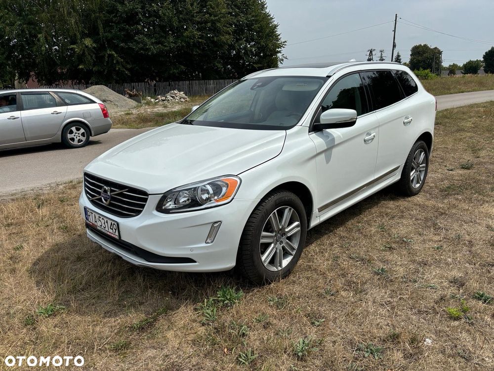 Volvo XC 60 T6 AWD Drive-E Momentum - 24