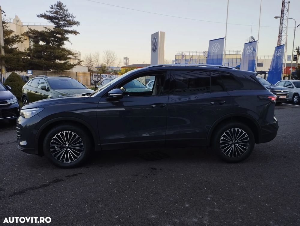 Volkswagen Tiguan - 5